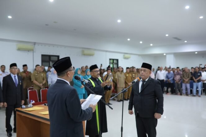 
					Hari ini, Dr. Munawar Ibrahim Resmi Jabat Sekda Pidie Jaya