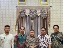 Foto dengan pimpinan Daerah Aceh singkil 