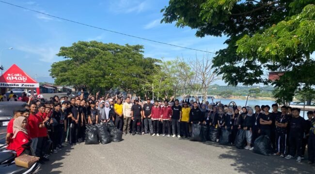 Teks Photo : seluruh mahasiswa fh unimal bersama dengan Stakeholder kota Lhokseumawe yang turut membersamai pada kegiatan losih.
