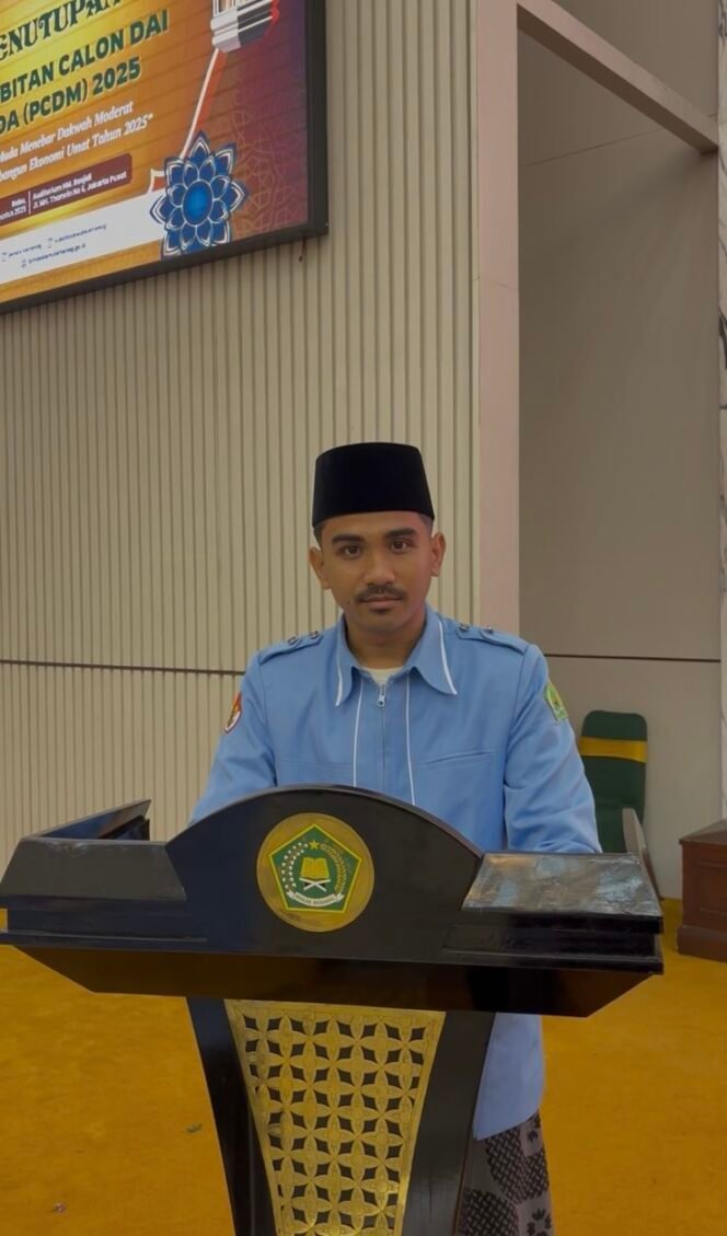 
					Tgk. Abdul Aziz Laweung, Ketua FDM Pidie: Dari Dayah ke Jakarta, Menyatukan 200 Hati Dai Muda Nusantara